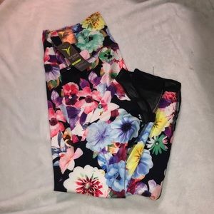 NWT Active Wear Leggings